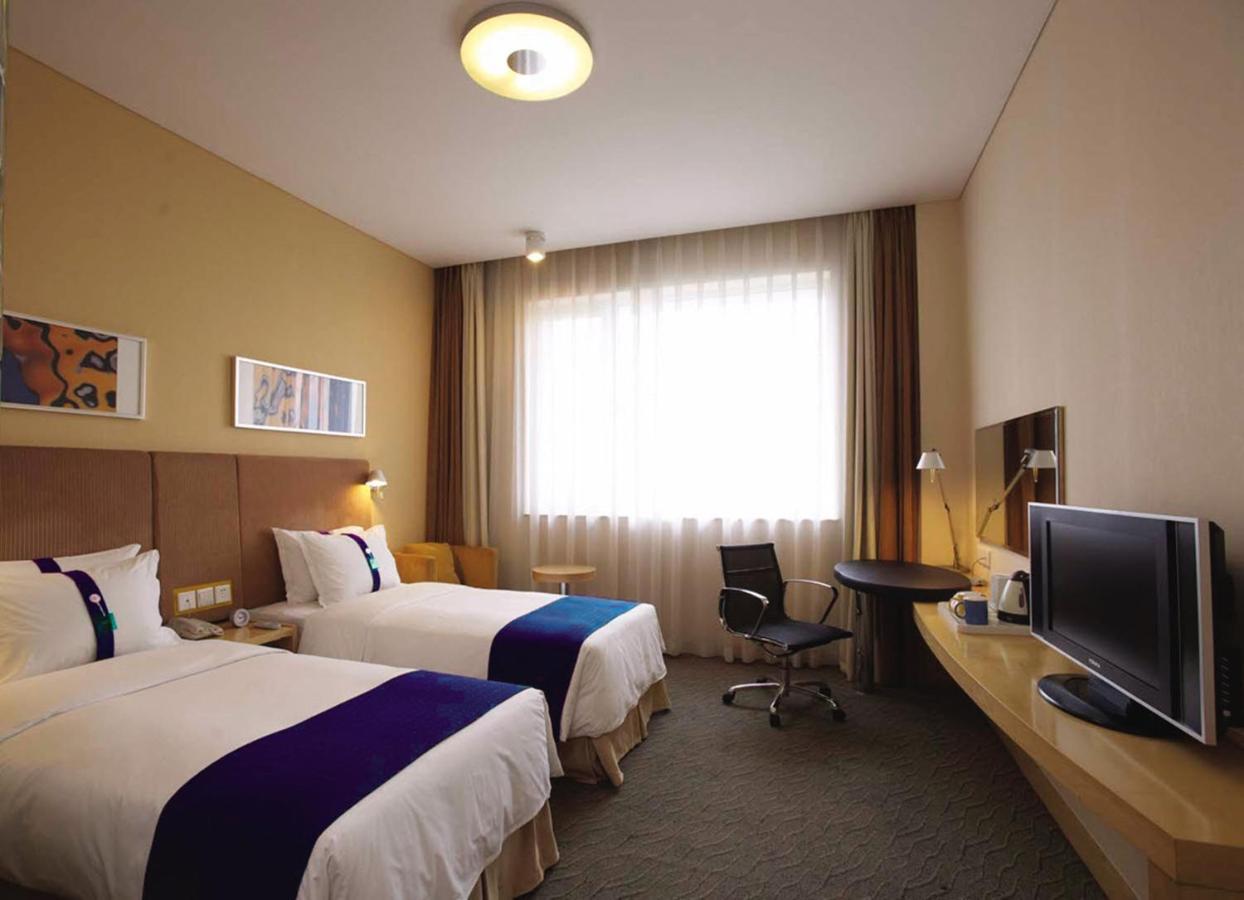 Holiday Inn Express - Jinan Exhibition Center, An Ihg Hotel Chambre photo